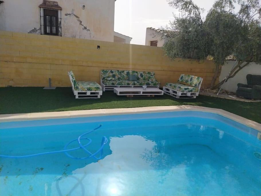 Agradable Casa Con Piscina En La Serrania. Arriate Exterior photo